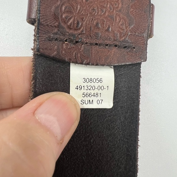 Gap floral embossed Brown Leather Belt with Brass Buckle M - Picture 7 of 12